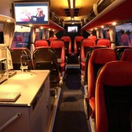 V.I.P. bussen set indefra