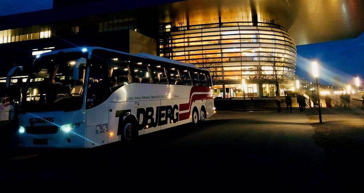 Bus vist foran kongrescenter