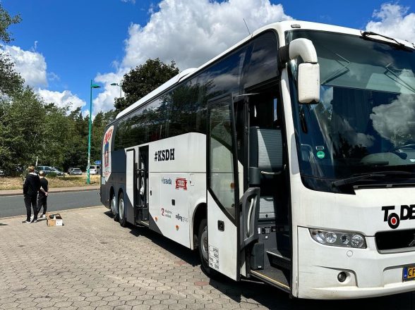 VIP bus 3: AGF dekoration